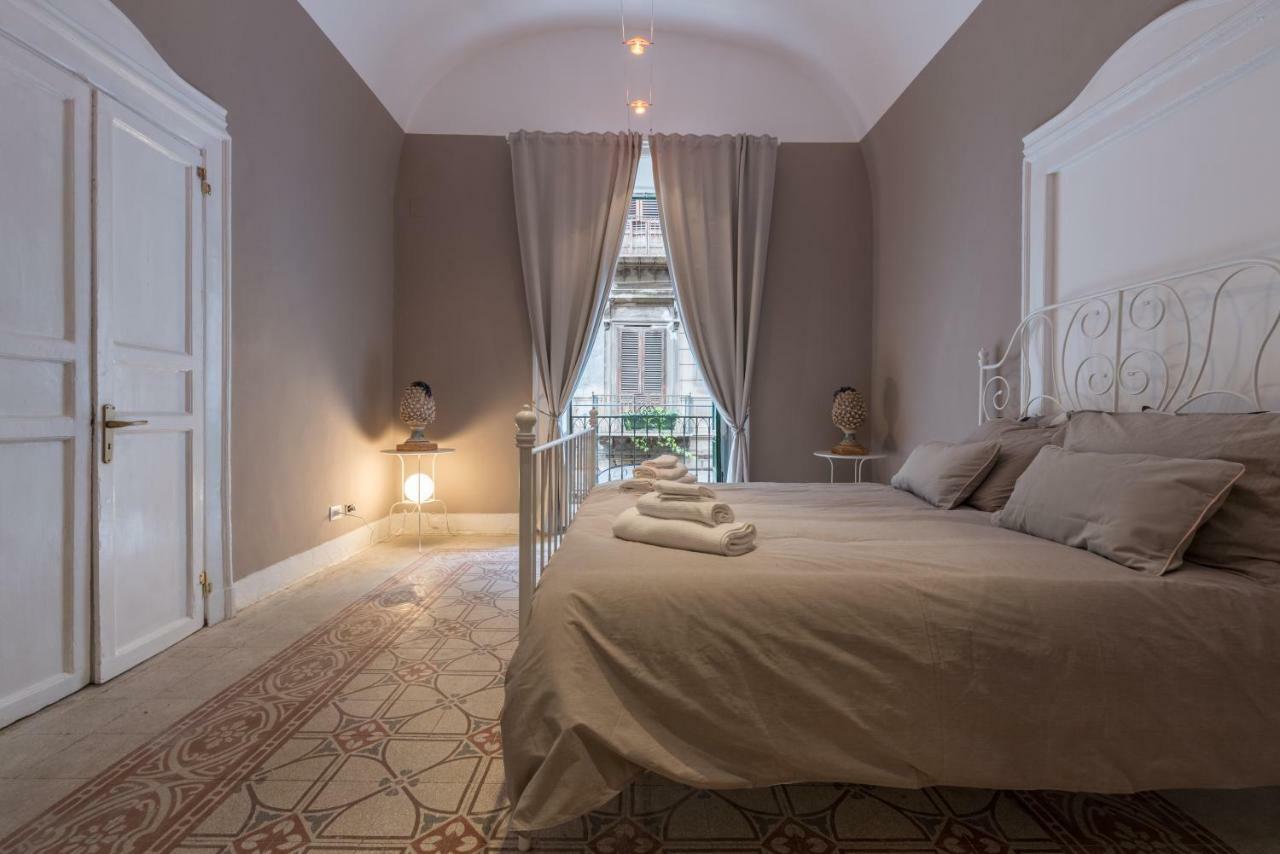 Qasr Home Beautiful Apartment In Palermo Exteriör bild