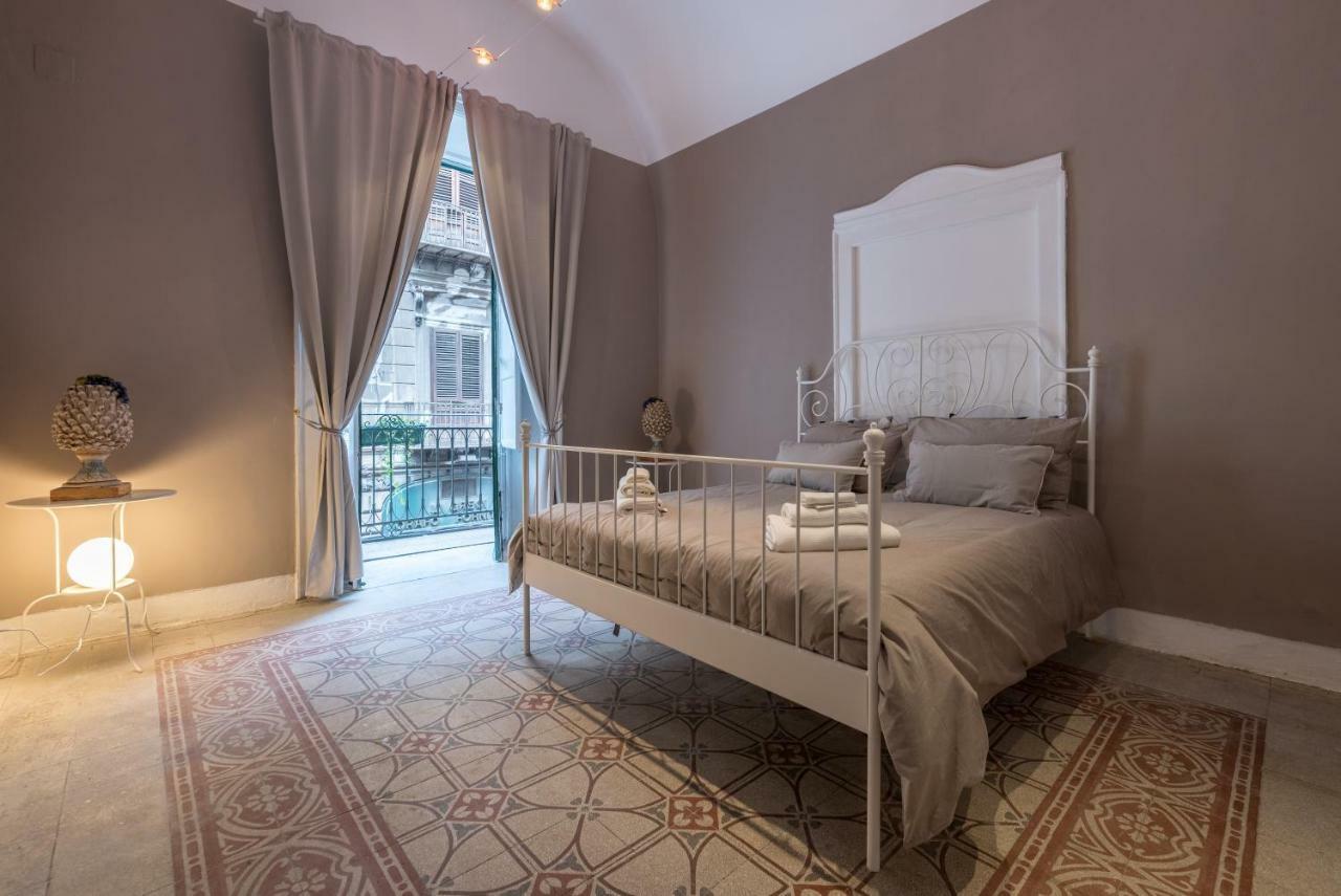 Qasr Home Beautiful Apartment In Palermo Exteriör bild
